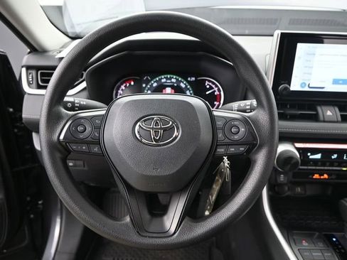 Used 2025 Toyota RAV4 LE FWD image 7