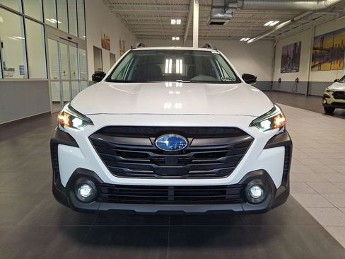 Certified 2025 Subaru Outback Premium AWD/4WD image 2