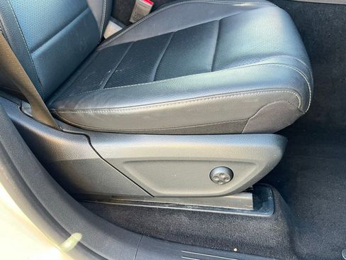 Used 2024 Mercedes-Benz GLE 350 4MATIC w/ 3rd Row Seat Package image 13