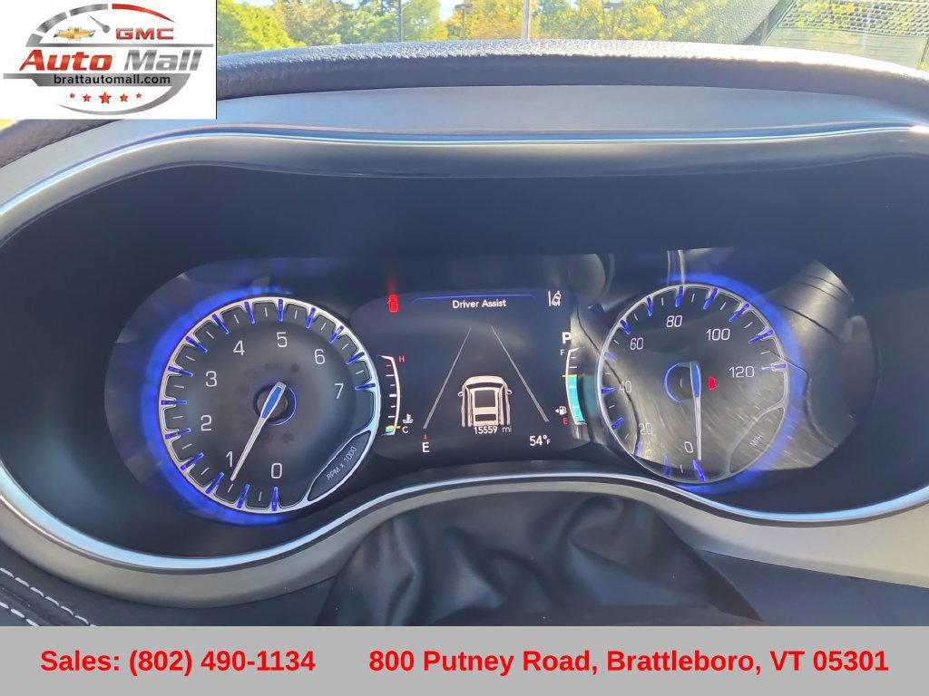 Used 2024 Chrysler Pacifica Limited w/ S Appearance Package AWD/4WD image 10
