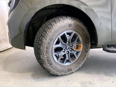 Used 2025 Ford Expedition Tremor AWD/4WD image 20