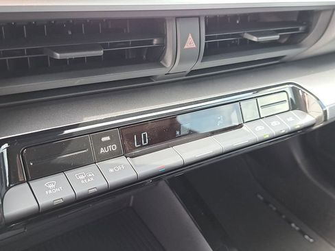 New 2026 Toyota Prius LE image 23