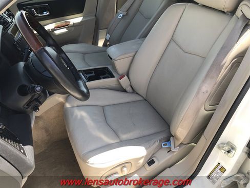 Used 2005 Cadillac SRX V8 RWD image 12
