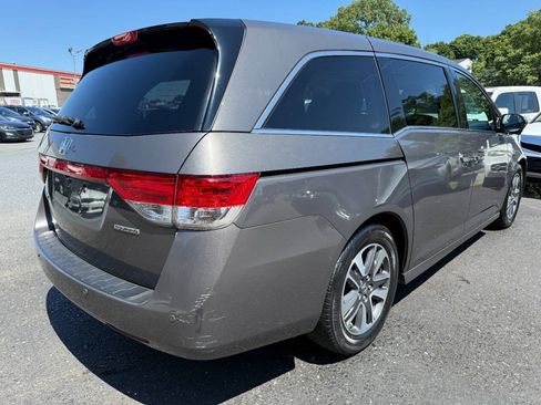 Used 2016 Honda Odyssey Touring Elite image 5