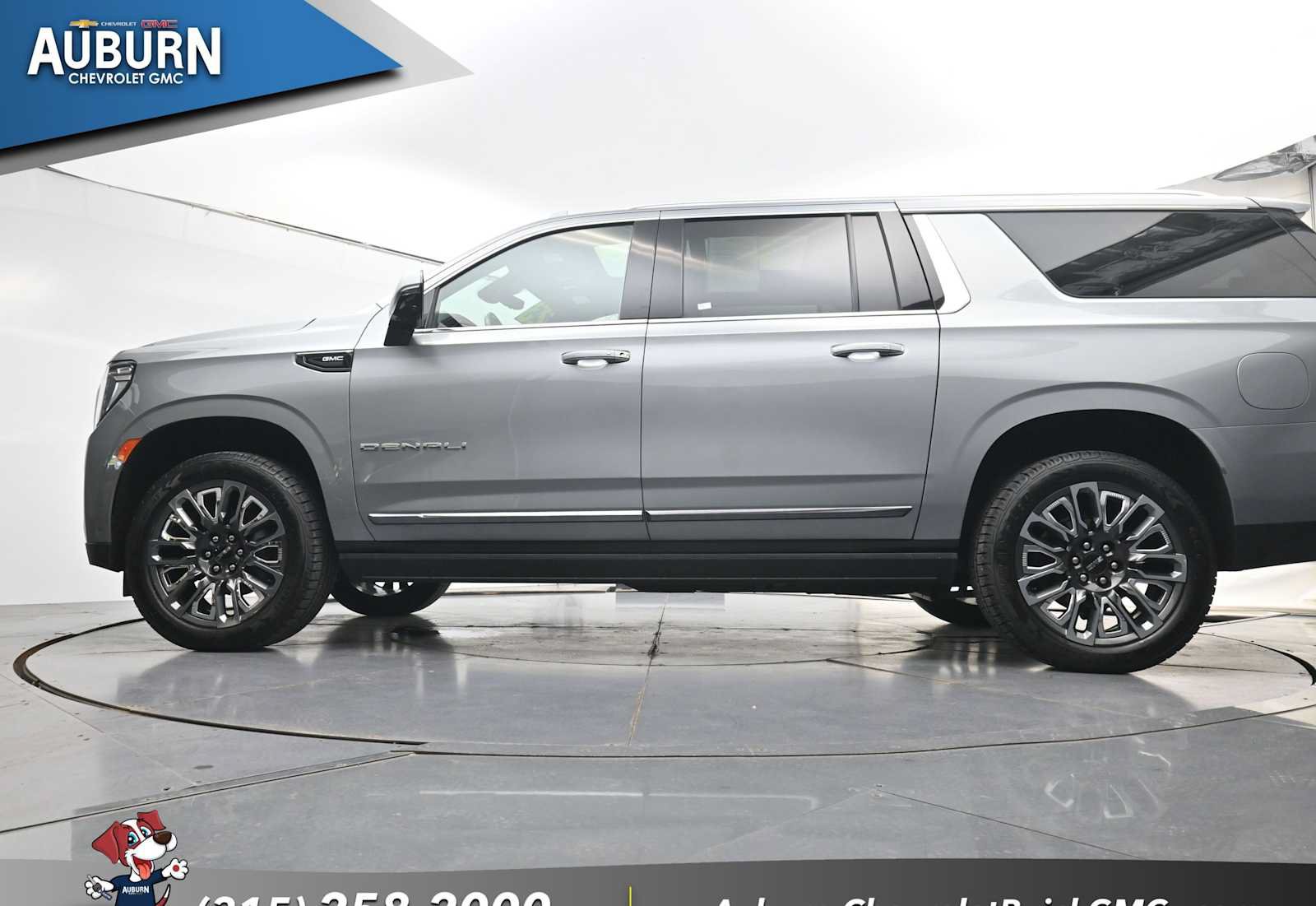 Used 2023 GMC Yukon XL Denali Ultimate AWD/4WD image 23