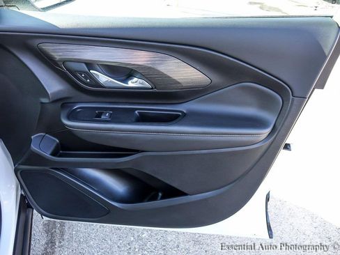 Used 2023 GMC Terrain SLT w/ LPO, Floor Liner Package image 26