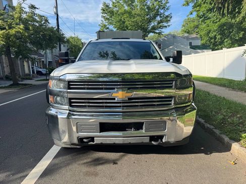 Used 2016 Chevrolet Silverado 3500 W/T w/ WT Convenience Package AWD/4WD image 3