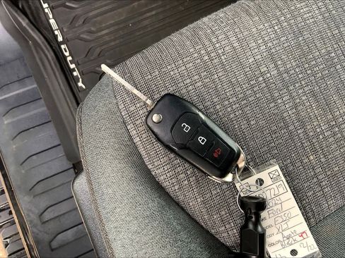 Used 2024 Ford F350 XLT w/ 360-Degree Camera Package image 14