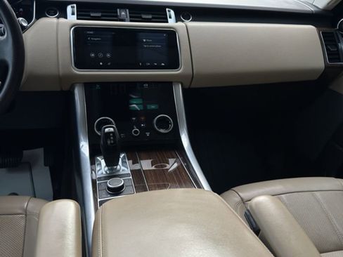 Used 2020 Land Rover Range Rover Sport HSE image 16