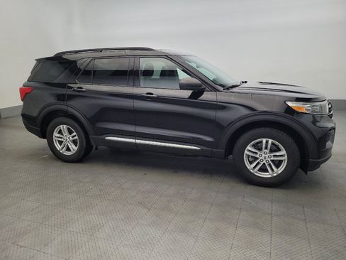 Used 2020 Ford Explorer XLT w/ Comfort Package AWD/4WD image 11