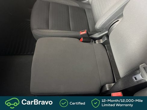 Used 2024 Chevrolet Silverado 1500 LT AWD/4WD image 38