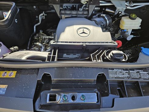 New 2026 Mercedes-Benz Sprinter 2500 image 28