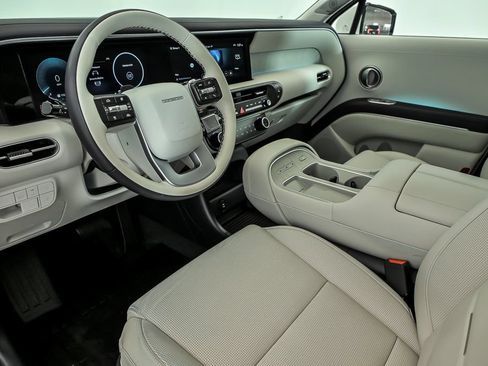 Used 2026 Hyundai Palisade Calligraphy AWD/4WD image 11