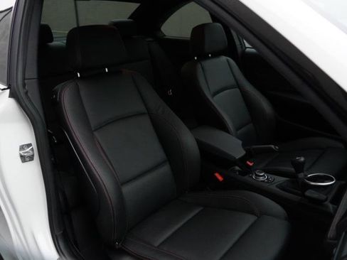 Used 2011 BMW 1 Series M image 58