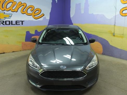 Used 2018 Ford Focus S FWD image 3