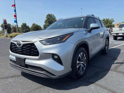 Used 2024 Toyota Highlander XLE