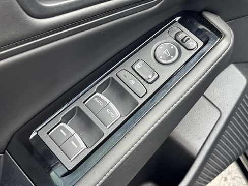 Used 2025 Honda Accord Touring image 25