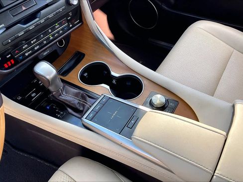 Used 2020 Lexus RX 350 AWD w/ Premium Package image 15