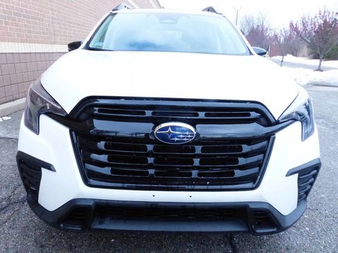 Used 2023 Subaru Ascent Onyx Edition image 11