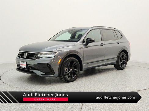 Used 2024 Volkswagen Tiguan SE R-Line FWD image 1