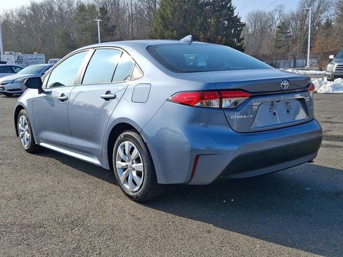 Used 2023 Toyota Corolla LE image 16