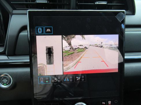 New 2027 GMC Terrain AT4 w/ Convenience Package III AWD/4WD image 29
