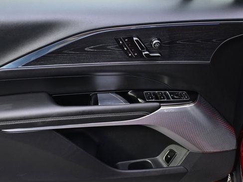 Certified 2024 Cadillac Lyriq Luxury w/ LPO, Floor Liner Package image 22