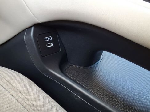 Used 2024 Honda HR-V LX image 21