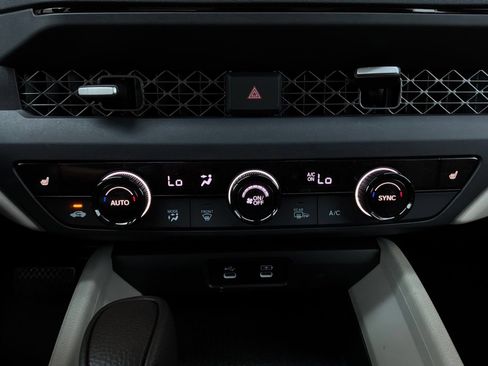 Used 2025 Honda Accord SE image 27