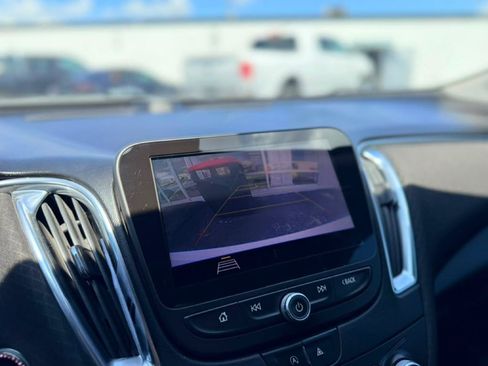 Used 2020 Chevrolet Malibu LT FWD image 29
