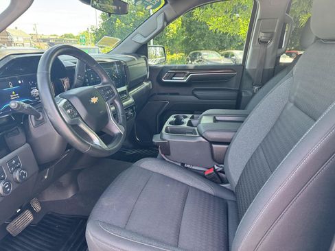 Certified 2023 Chevrolet Silverado 1500 LT AWD/4WD image 12