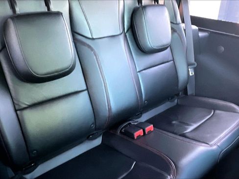 Used 2018 Jeep Wrangler Rubicon AWD/4WD image 19
