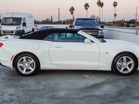 Used 2023 Chevrolet Camaro LT image 13