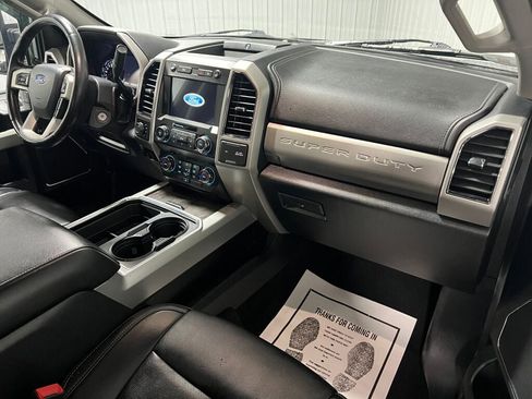 Used 2021 Ford F250 Lariat w/ Chrome Package image 3