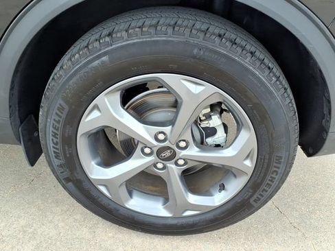 Used 2025 Ford Escape ST-Line Select w/ Tech Pack #1 AWD/4WD image 7
