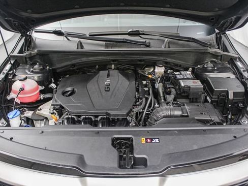 Used 2025 Kia Sportage EX FWD image 14