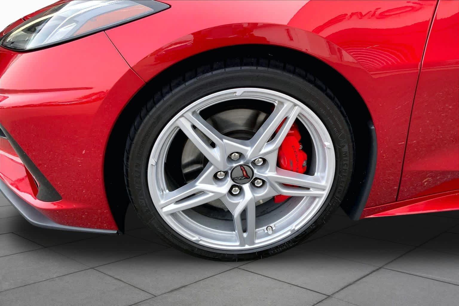 Used 2021 Chevrolet Corvette Stingray Preferred Cpe w/ Z51 Performance Package RWD image 11