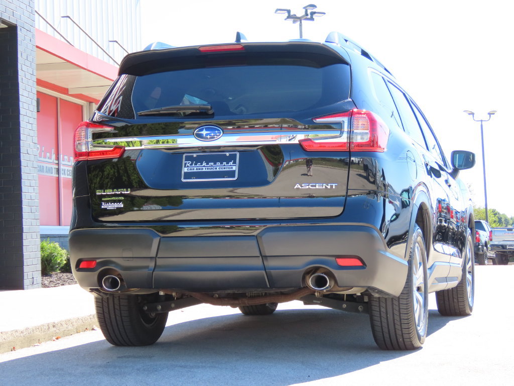 Used 2023 Subaru Ascent Premium AWD/4WD image 5