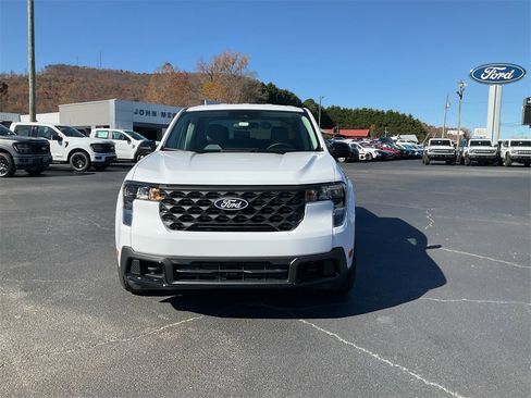 New 2025 Ford Maverick XLT w/ XLT Luxury Package image 2