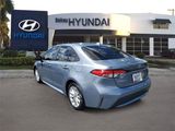 Used 2022 Toyota Corolla LE image 4