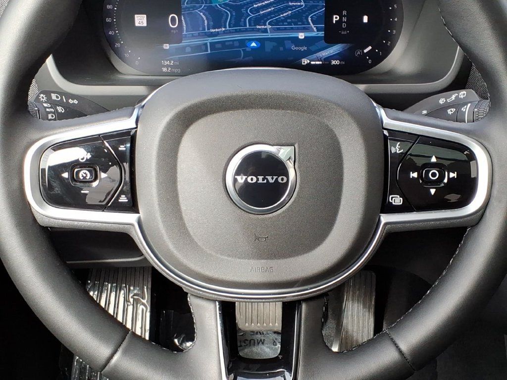 Certified 2026 Volvo XC90 B6 Ultra AWD/4WD image 14