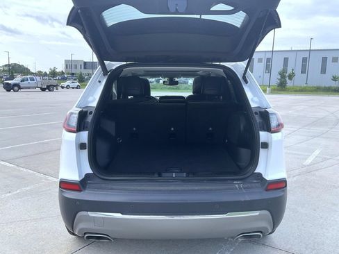 Used 2020 Jeep Cherokee Limited AWD/4WD image 9