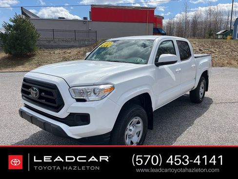 Used 2023 Toyota Tacoma SR image 1