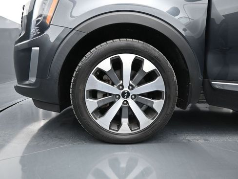 Used 2022 Kia Telluride S FWD image 30
