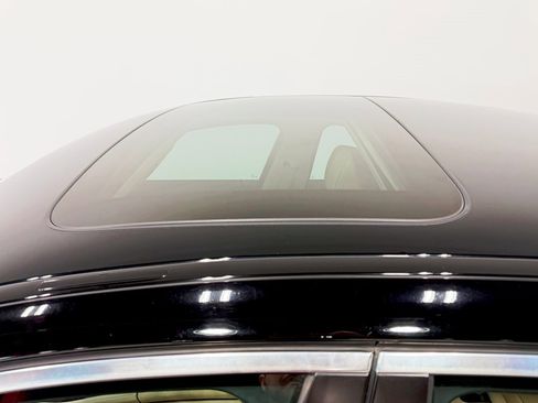 Used 2012 BMW 528i xDrive Sedan image 10