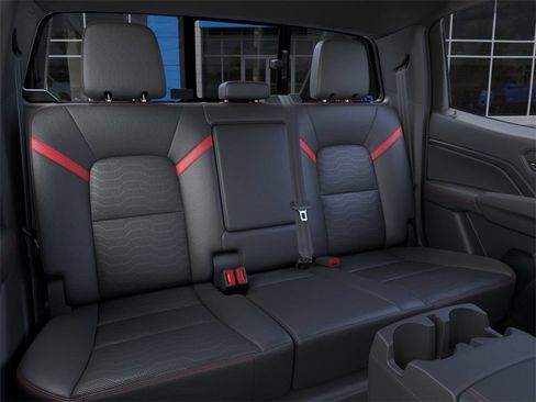 New 2025 Chevrolet Colorado Z71 w/ Midnight Edition AWD/4WD image 15