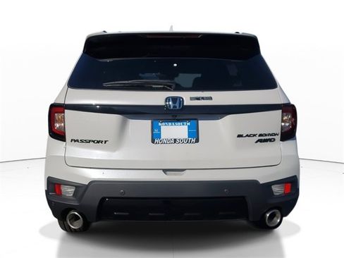 New 2025 Honda Passport Black Edition image 5