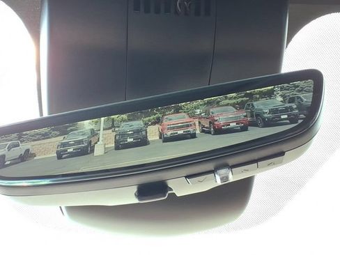 Certified 2023 Chevrolet Suburban High Country AWD/4WD image 29