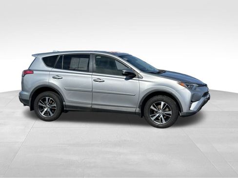 Used 2018 Toyota RAV4 XLE w/ All Weather Liner Package image 2