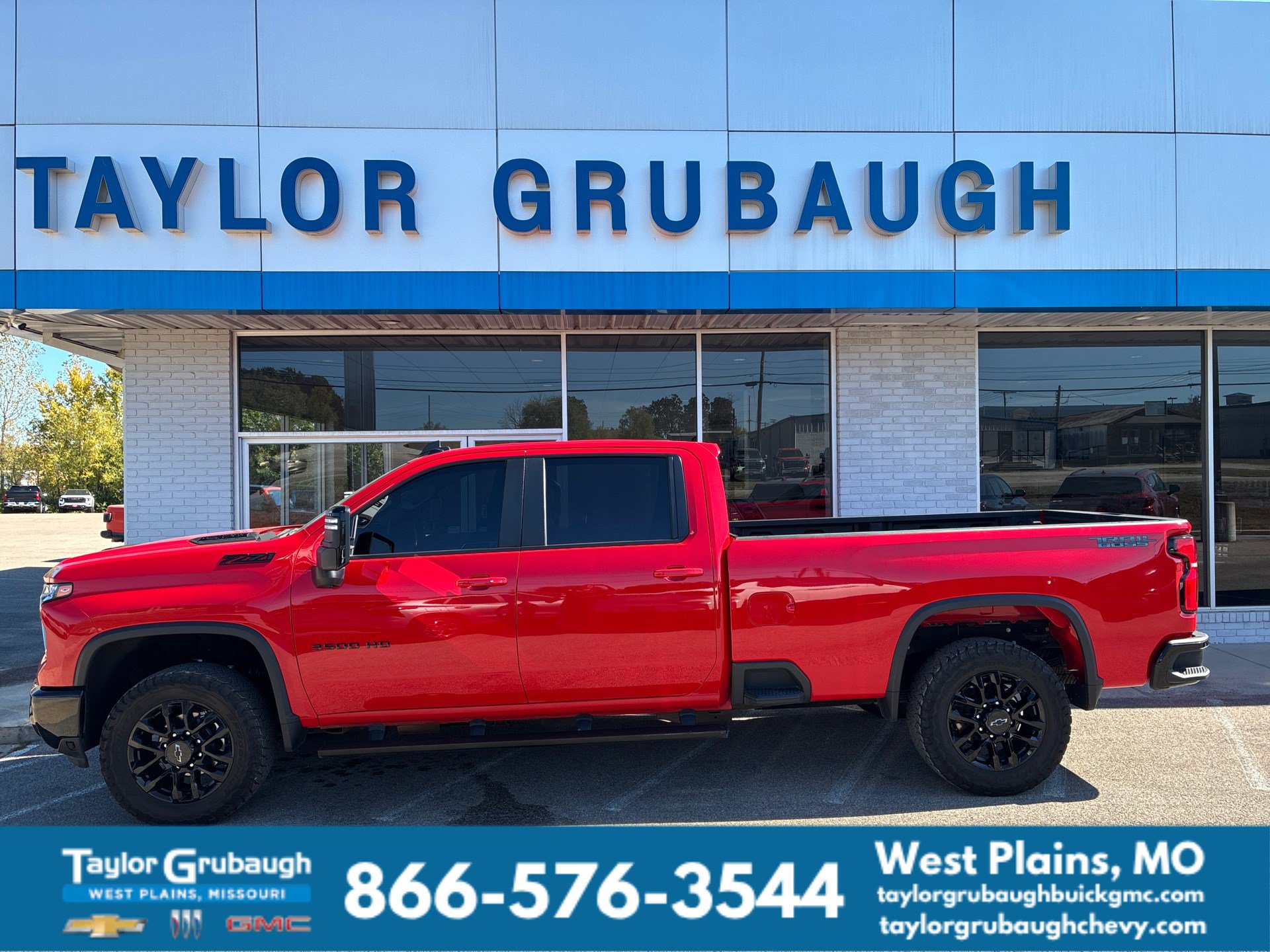 Used 2025 Chevrolet Silverado 3500 LT w/ Trail Boss Package AWD/4WD image 1